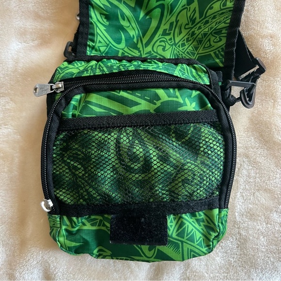 Vintage Hawaiian Cross-Body Bag - Picture 5 of 5